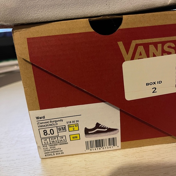 Vans - Picture 6 of 7